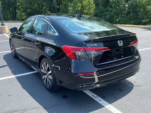 Used 2024 Honda Civic EX image 3