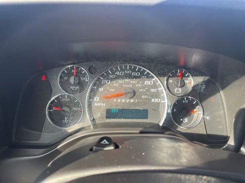 Used 2023 Chevrolet Express 3500 LT w/ LT Preferred Equipment Group RWD image 26