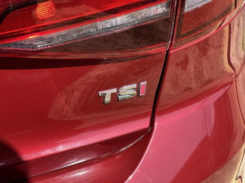 Used 2018 Volkswagen Jetta SE FWD image 29