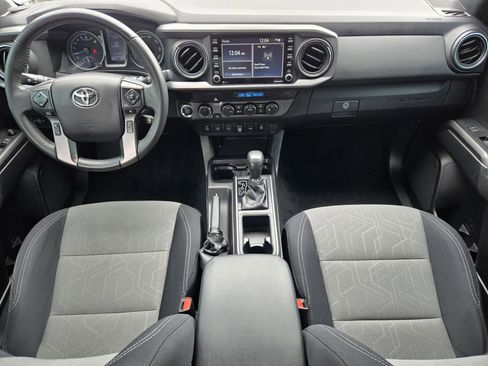 Used 2021 Toyota Tacoma TRD Sport w/ Technology Package AWD/4WD image 26