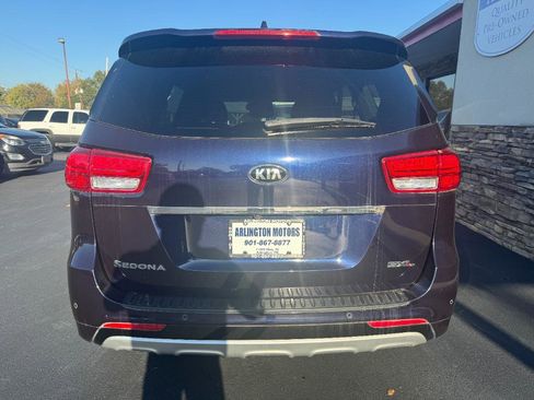 Used 2018 Kia Sedona SX Limited image 9