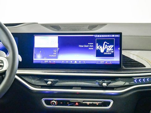 Used 2026 BMW X5 sDrive40i w/ M Sport Package image 14