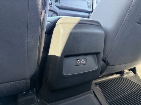 Used 2023 Nissan Frontier SV w/ Midnight Edition Package image 26