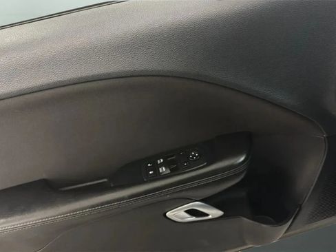 Used 2017 Dodge Challenger SXT RWD image 16