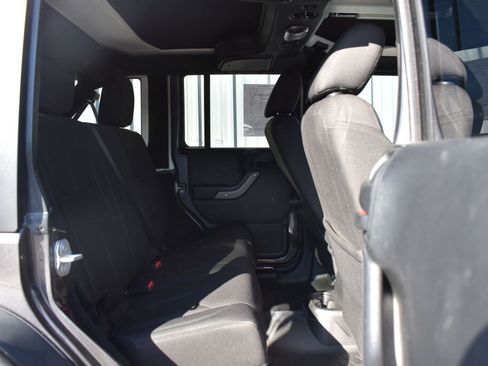 Used 2017 Jeep Wrangler Unlimited Sport w/ Quick Order Package 24S image 23