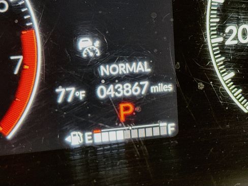 Used 2024 Honda CR-V EX image 19