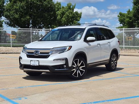 Used 2022 Honda Pilot Touring image 2