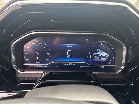 New 2025 Chevrolet Silverado 1500 ZR2 w/ Technology Package AWD/4WD image 15