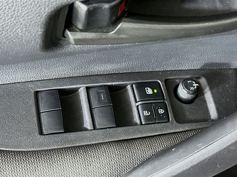 Used 2025 Toyota Corolla LE FWD image 14
