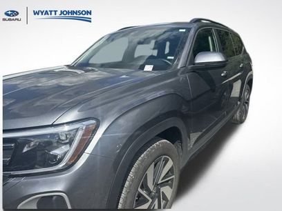 Used 2025 Volkswagen Atlas SE