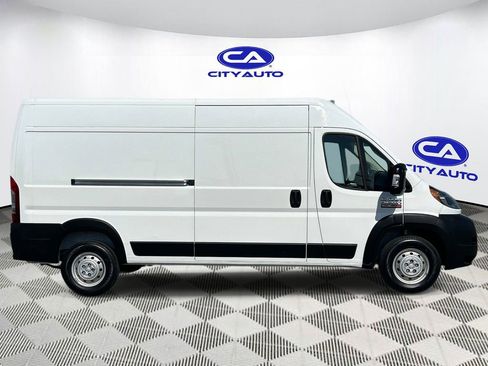 Used 2021 RAM ProMaster 2500 FWD image 2