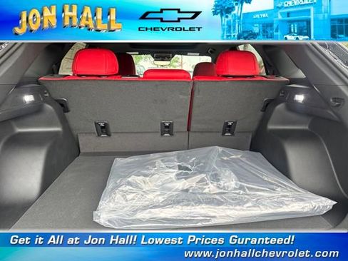 New 2025 Chevrolet Blazer EV RS image 9