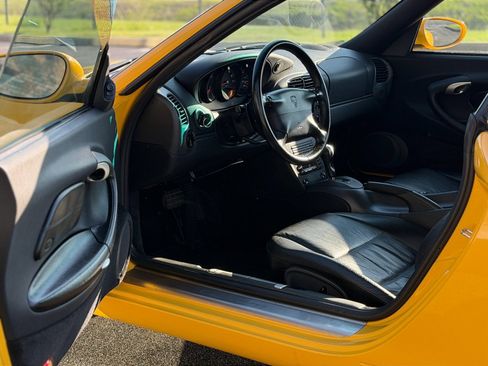 Used 1999 Porsche 911 Cabriolet image 6