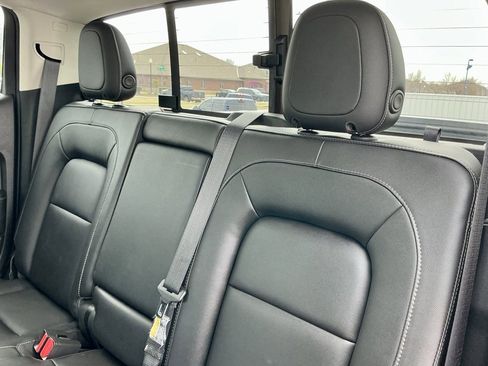 Used 2016 GMC Canyon SLT w/ Driver Alert Package image 30