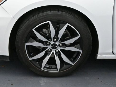 Used 2024 Chevrolet Malibu RS image 33