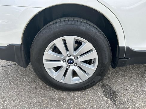 Used 2019 Subaru Outback 2.5i Premium w/ Popular Package #2 image 29