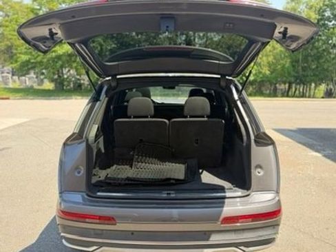 Used 2021 Audi Q7 2.0T Premium Plus w/ Premium Plus Package AWD/4WD image 12