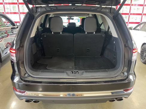 Used 2023 Lincoln Aviator AWD image 27
