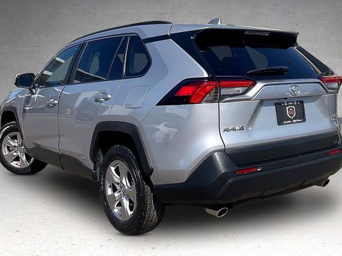 Used 2025 Toyota RAV4 XLE image 3