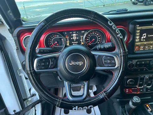Used 2020 Jeep Wrangler Unlimited Rubicon AWD/4WD image 15