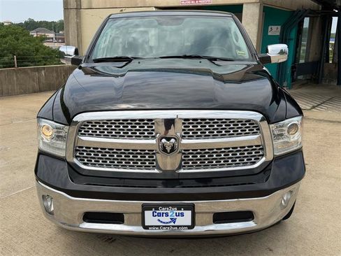 Used 2018 RAM 1500 Laramie AWD/4WD image 11
