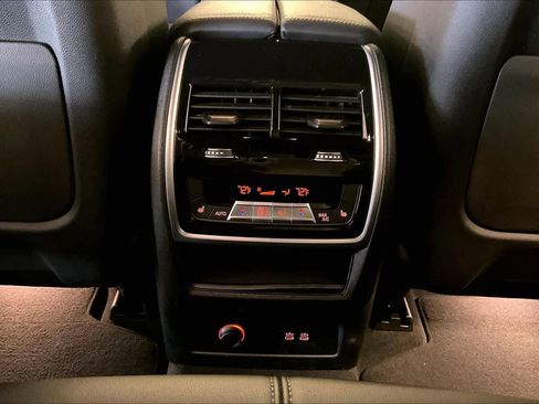 Certified 2024 BMW X5 xDrive50e image 32