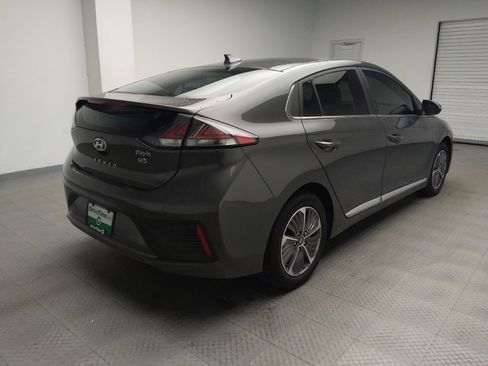 Used 2021 Hyundai Ioniq SEL image 9