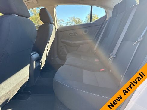 Used 2024 Nissan Sentra SV image 11