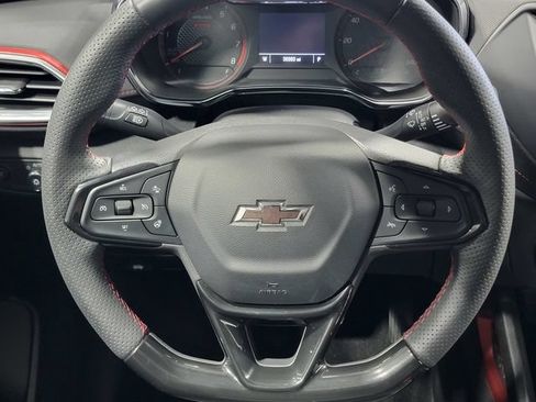 Used 2023 Chevrolet TrailBlazer RS AWD/4WD image 26