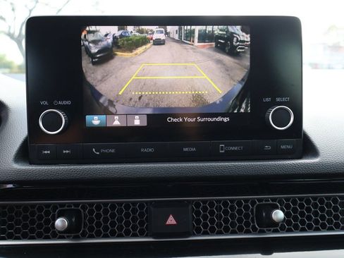 Used 2023 Honda Civic Sport image 48