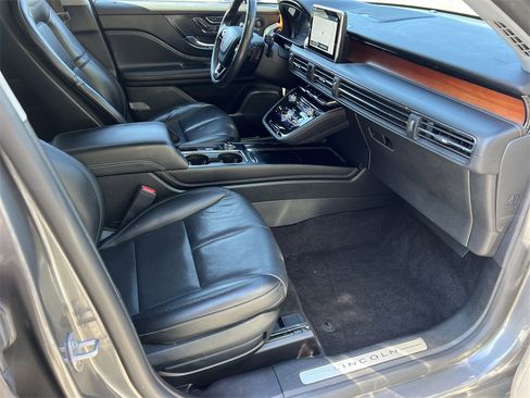 Used 2021 Lincoln Corsair Reserve w/ Equipment Group 201A image 11