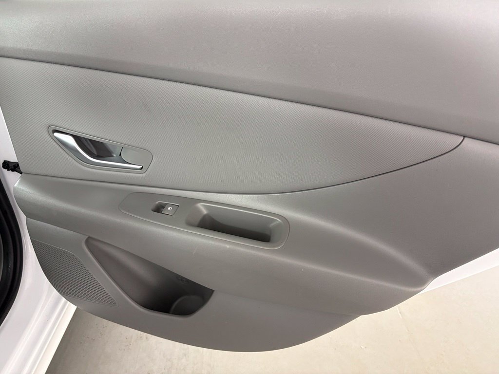Used 2024 Hyundai Elantra SEL w/ Convenience Package FWD image 38