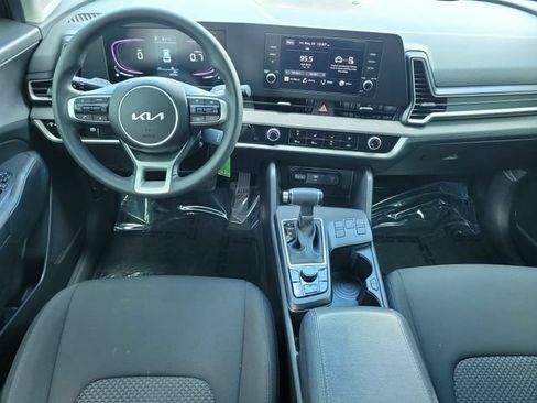 Used 2024 Kia Sportage LX FWD image 15