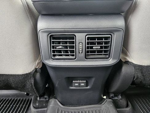 Used 2025 Toyota RAV4 XLE image 11