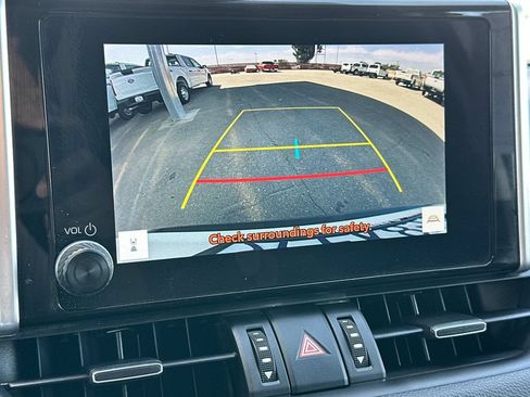 Used 2023 Toyota RAV4 XLE Premium FWD image 18