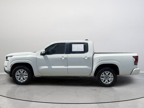Used 2022 Nissan Frontier SV RWD image 10