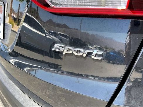 Used 2018 Hyundai Santa Fe Sport w/ 2.4L Value Package 02 FWD image 7