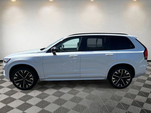 New 2026 Volvo XC90 T8 Ultra w/ Protection Package Premier AWD/4WD image 6