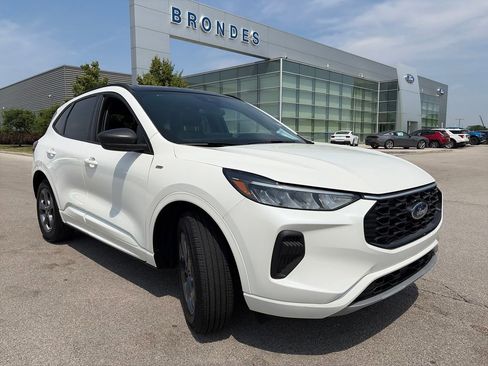 Used 2024 Ford Escape ST-Line w/ Tech Pack #1 AWD/4WD image 1