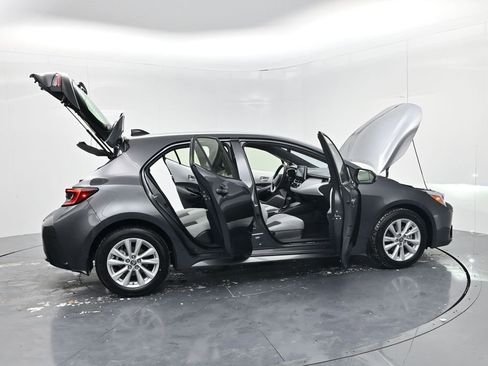 Used 2026 Toyota Corolla SE image 64