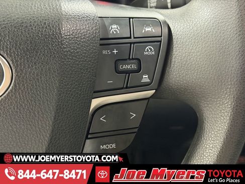 Used 2025 Toyota Camry LE image 23