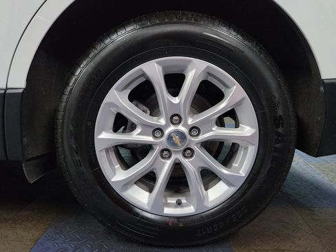 Used 2019 Chevrolet Equinox LS image 59