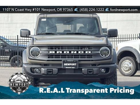 New 2026 Ford Bronco Big Bend w/ Black Diamond Package AWD/4WD image 12