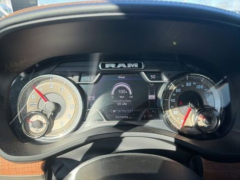 Used 2022 RAM 1500 Limited w/ Body Color Bumper Group image 12