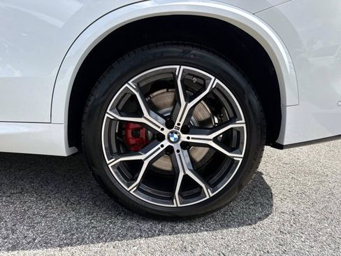 New 2026 BMW X5 xDrive50e w/ Executive Package AWD/4WD image 10