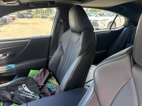 Used 2019 Lexus ES 350 F Sport w/ Accessory Package 2 FWD image 27