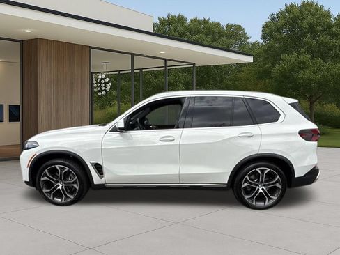 Used 2026 BMW X5 xDrive40i w/ Premium Package AWD/4WD image 13