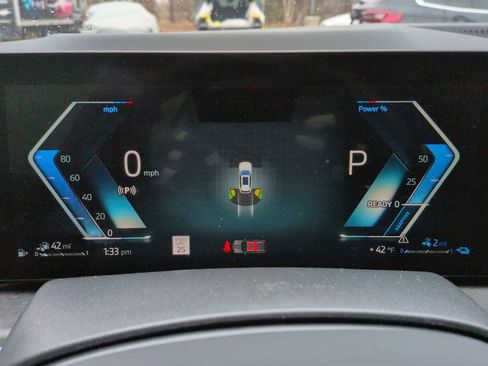 Certified 2024 BMW X5 xDrive50e w/ M Sport Package image 34