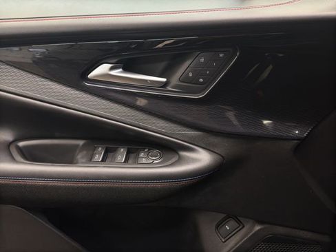 Used 2025 Chevrolet Blazer EV RS image 15