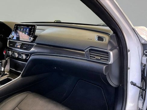 Used 2022 Honda Accord Sport image 23